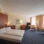 Am Hotel