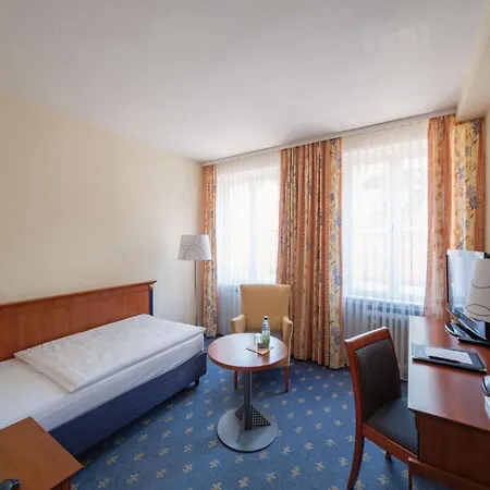 Am Hotel