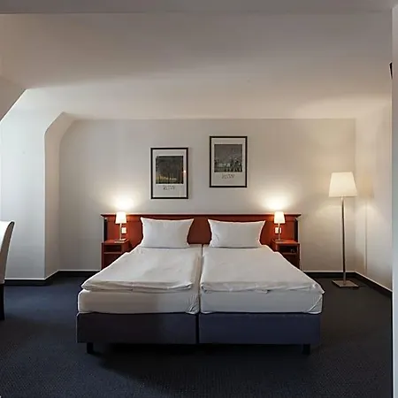 Am Hotel
